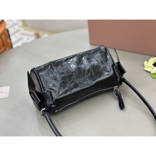 Replica Borsa a tracolla Hobo Miu Miu Ribbon 5NE029 Nero Imitazioni Replica perfette Borsa a tracolla Hobo Miu Miu Ribbon 5NE029 Nero