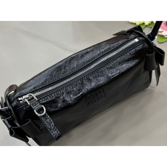 Replica Borsa a tracolla Hobo Miu Miu Ribbon 5NE029 Nero Imitazioni Replica perfette Borsa a tracolla Hobo Miu Miu Ribbon 5NE029 Nero