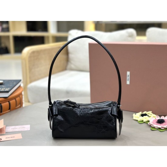 Replica Borsa a tracolla Hobo Miu Miu Ribbon 5NE029 Nero Imitazioni Replica perfette Borsa a tracolla Hobo Miu Miu Ribbon 5NE029 Nero