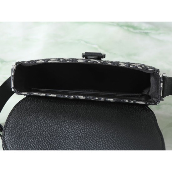 Replica di alta qualità Borsa a tracolla Dior Mini Saddle Heritage Oblique con patta nero Replica Perfetta Borsa a tracolla Dior Mini Saddle Heritage Oblique con patta nero
