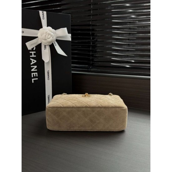 Borsa a tracolla orizzontale Chanel 26A AS6443 Albicocca scamosciata Borsa a tracolla orizzontale Chanel 26A AS6443 Albicocca scamosciata