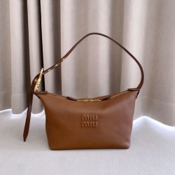 Replica Perfetta Borsa a tracolla Spirit Hobo Miu Miu 5BC216 nappa Marrone