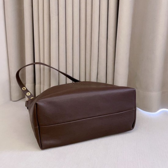 Replica di alta qualità Borsa a tracolla Spirit Hobo Miu Miu 5BC217 nappa Borgogna Replica Perfetta Borsa a tracolla Spirit Hobo Miu Miu 5BC217 nappa Borgogna