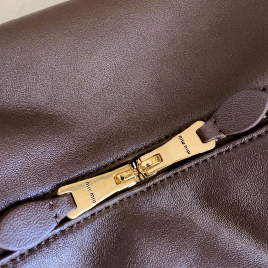 Replica di alta qualità Borsa a tracolla Spirit Hobo Miu Miu 5BC217 nappa Borgogna Replica Perfetta Borsa a tracolla Spirit Hobo Miu Miu 5BC217 nappa Borgogna