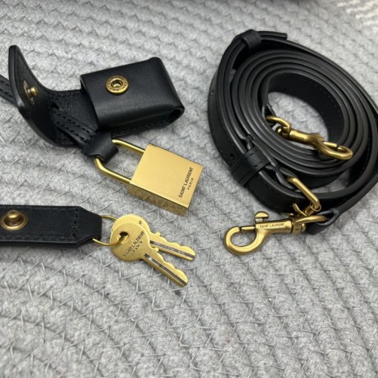Replica di alta qualità Borsa Boston Sac de Jour YSL Saint Laurent pelle liscia Nero Replica Perfetta Borsa Boston Sac de Jour YSL Saint Laurent pelle liscia Nero