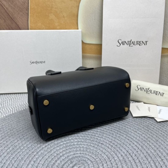 Replica di alta qualità Borsa Boston Sac de Jour YSL Saint Laurent pelle liscia Nero Replica Perfetta Borsa Boston Sac de Jour YSL Saint Laurent pelle liscia Nero