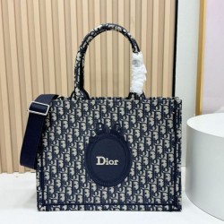 Replica Perfetta Borsa Dior Book Tote motivo Dior Oblique Médaillon nero