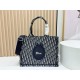 Replica di alta qualità Borsa Dior Book Tote motivo Dior Oblique Médaillon nero Replica Perfetta Borsa Dior Book Tote motivo Dior Oblique Médaillon nero