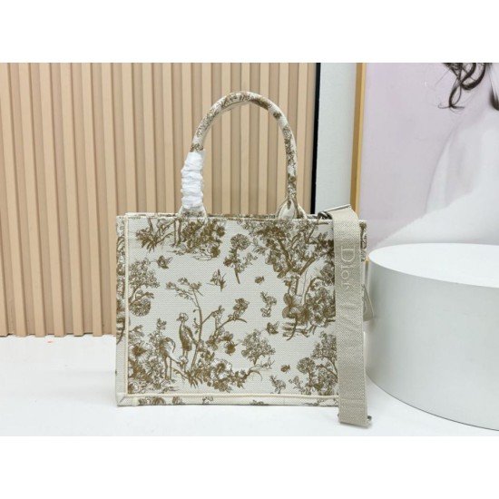 Replica di alta qualità Borsa Dior Dioriviera Book Tote piccola/media/grande con ricamo floreale Marrone Replica Perfetta Borsa Dior Dioriviera Book Tote piccola/media/grande con ricamo floreale Marrone