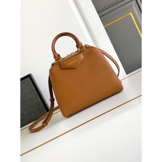 Replica di alta qualità Borsa Givenchy Antigona Cube giallo terroso Replica Perfetta Borsa Givenchy Antigona Cube giallo terroso