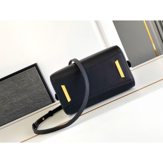 Replica di alta qualità Borsa Givenchy Antigona Cube nera Replica Perfetta Borsa Givenchy Antigona Cube nera