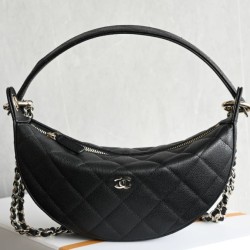 Replica Perfetta Chanel 26S Quilted Hobo crescent-shaped bag AS5094 Nero