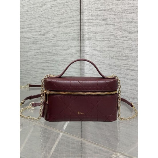 Replica di alta qualità Pochette Dior il trucco Lady Dior Borgogna Replica Perfetta Pochette Dior il trucco Lady Dior Borgogna