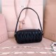 Replica Perfetta Pochette Miu Miu In Nappa Matelassé 5NE024 Nero
