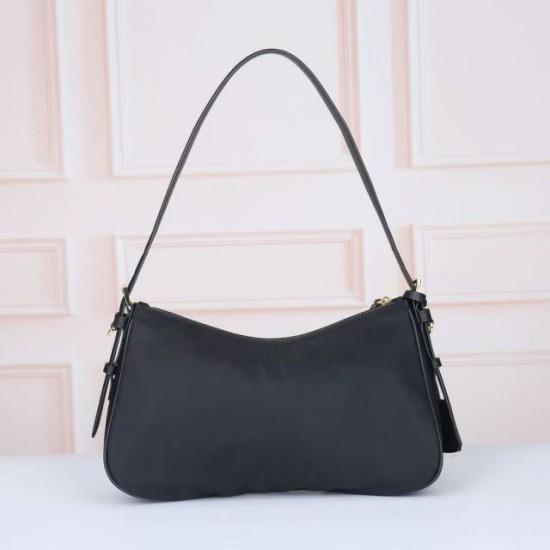 Replica di lusso Borsa a tracolla Prada Tessuto Locker nylon nero Replica di lusso Borsa a tracolla Prada Tessuto Locker nylon nero
