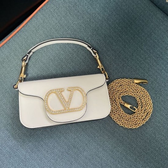 Replica AAA Borsa a spalla piccola Valentino Garavani Locò con logo gioiello vitello Bianco Replica AAA Borsa a spalla piccola Valentino Garavani Locò con logo gioiello vitello Bianco