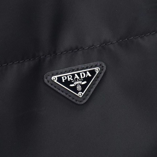 Replica Borsa tote Prada nylon con manici Saffiano Nero Replica Borsa tote Prada nylon con manici Saffiano Nero