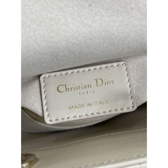Borse Replica Dior D-Joy agnello ricamata con fiocco bianco avorio Borse Replica Dior D-Joy agnello ricamata con fiocco bianco avorio