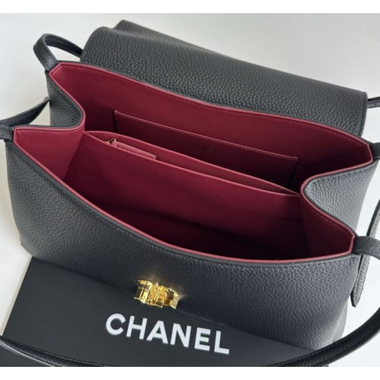 Replica identica Borse Chanel Souplissimo Piccolo/Maxi Flap vitello Nero Replica identica Borse Chanel Souplissimo Piccolo/Maxi Flap vitello Nero
