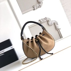 Replica Borsa a secchiello Chanel AS6617 Cloud con coulisse Marrone