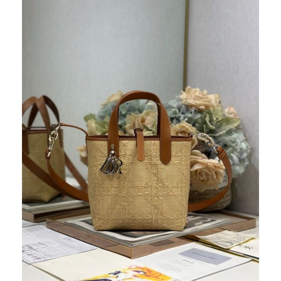 Replica Borsa tote verticale Toujours piccola Dior rafia marrone Replica Borsa tote verticale Toujours piccola Dior rafia marrone