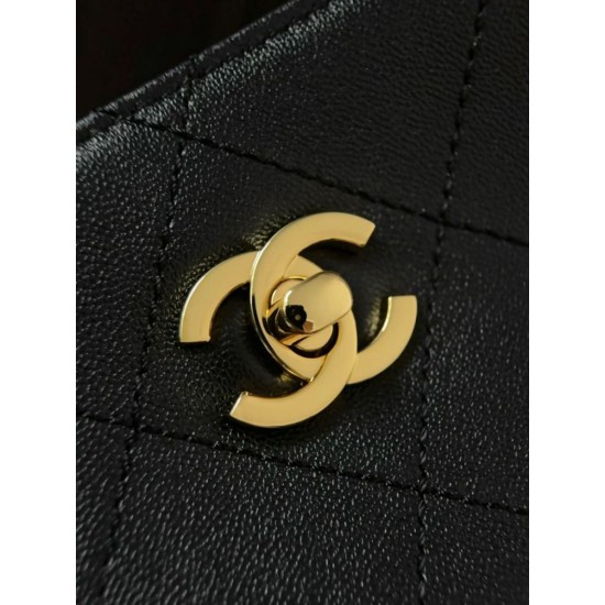 Replica Perfetto Borsa Tote shopping Chanel 26B Lucky AS6495 Nera Replica Perfetto Borsa Tote shopping Chanel 26B Lucky AS6495 Nera
