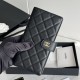 Replica Portafoglio lungo Chanel in pelle caviar trapuntata Nero