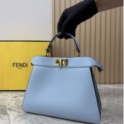 Replica Borsa piccola Fendi Peekaboo Iseeu Blu Replica Borsa piccola Fendi Peekaboo Iseeu Blu