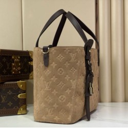 Replica Perfetto Borsa Hobo LV All in One M29836 kaki chiaro/camoscio Replica Perfetto Borsa Hobo LV All in One M29836 kaki chiaro/camoscio