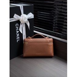 Borsa Chanel AP5347 Slim Vanity Case con patta Marrone Borsa Chanel AP5347 Slim Vanity Case con patta Marrone
