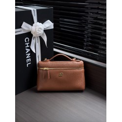 Borsa Chanel AP5347 Slim Vanity Case con patta Marrone