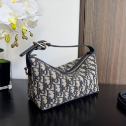 Replica perfetta Pochette Dior Travel Nomad media Blu 22cm Replica perfetta Pochette Dior Travel Nomad media Blu 22cm