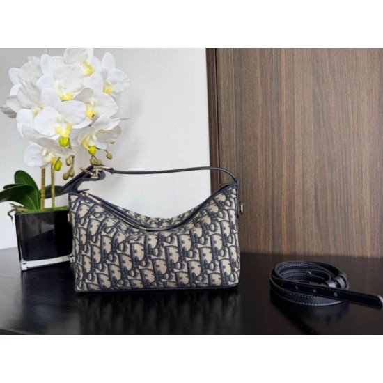 Replica perfetta Pochette Dior Travel Nomad media Blu 22cm Replica perfetta Pochette Dior Travel Nomad media Blu 22cm