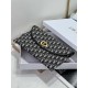 Replica Clutch Dior 30 Montaigne Avenue con patta Blu Replica Clutch Dior 30 Montaigne Avenue con patta Blu