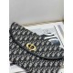 Replica Clutch Dior 30 Montaigne Avenue con patta Blu Replica Clutch Dior 30 Montaigne Avenue con patta Blu