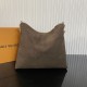 Replica Borsa a mano Louis Vuitton M2A468 Multipass suede marrone Replica Borsa a mano Louis Vuitton M2A468 Multipass suede marrone
