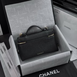 Replica perfetta Borsa Chanel Vanity AP5346 nera con manico superiore a catena imitazione perfetta Borsa Chanel Vanity AP5346 nera con manico superiore a catena