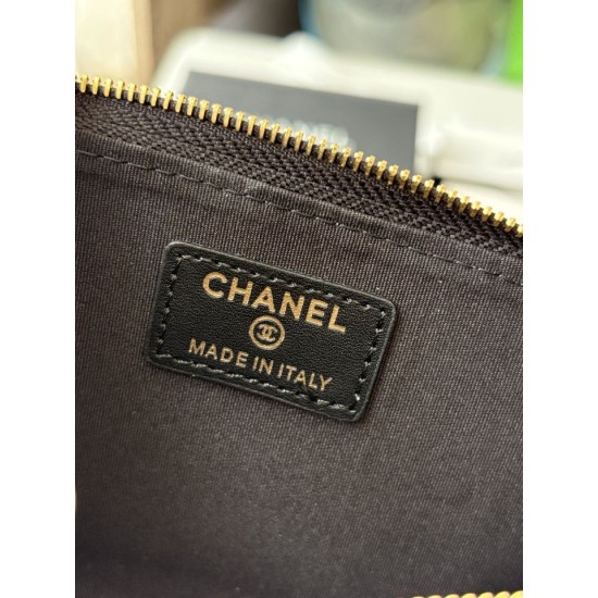 Replica perfetta Portacarte Chanel trapuntato con zip Caviar nero/rosso/albicocca Replica perfetta Portacarte Chanel trapuntato con zip Caviar nero/rosso/albicocca