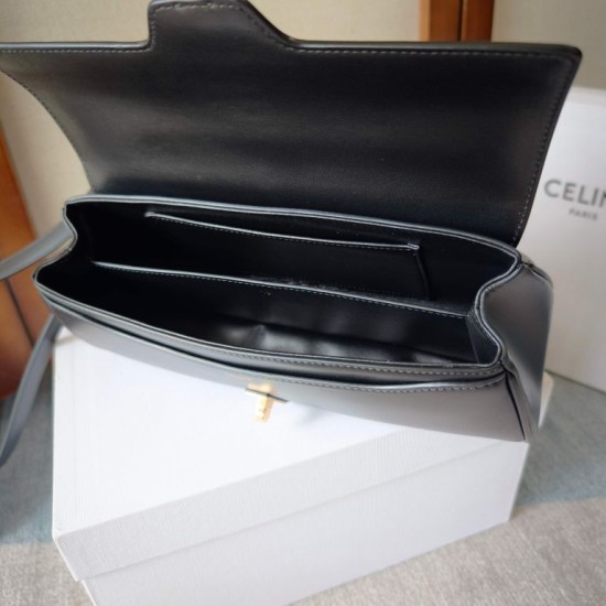 Replica Borse Celine Le 16 Side-to-Side pelle di vitello nera Replica Borse Celine Le 16 Side-to-Side pelle di vitello nera