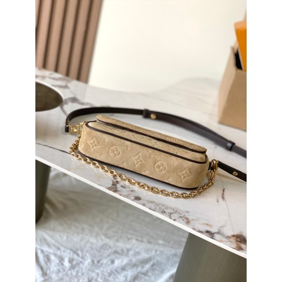 Replica Portafoglio Louis Vuitton M2A016 Ivy On Chain suede marrone Replica Portafoglio Louis Vuitton M2A016 Ivy On Chain suede marrone