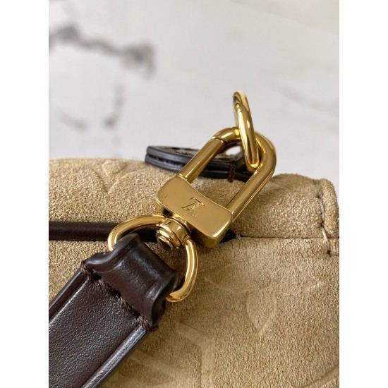 Replica Portafoglio Louis Vuitton M2A016 Ivy On Chain suede marrone Replica Portafoglio Louis Vuitton M2A016 Ivy On Chain suede marrone