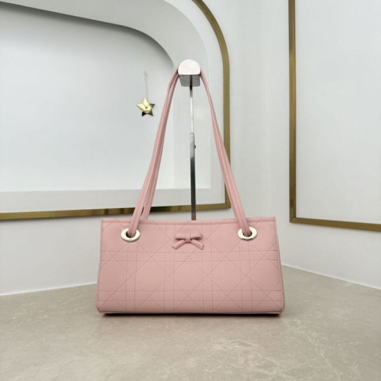 Replica Borsa shopping Dior Promenade East-West in pelle di vitello con motivo Cannage piatto Nero