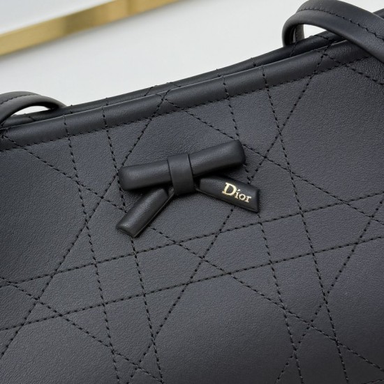 Replica Borsa shopping Dior Promenade East-West in pelle di vitello con motivo Cannage piatto Nero