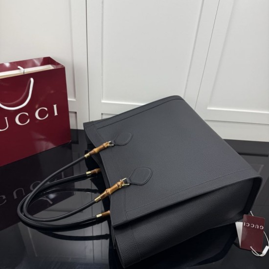 Replica Perfetta Borsa tote Gucci Bamboo grande A0022V nera Replica Perfetta Borsa tote Gucci Bamboo grande A0022V nera