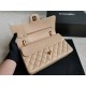 Riproduzione Fedele Medium Classic Caviar Flap Borse A1112 Albicocca Argento / Hardware d'oro imitazioni Replica Alta Qualità Medium Classic Caviar Flap Borse A1112 Albicocca Argento / Hardware d'oro