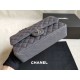 Riproduzione Fedele Medium Classic Caviar Flap Borse A1112 Grigio Argento / Hardware d'oro imitazioni Replica Alta Qualità Medium Classic Caviar Flap Borse A1112 Grigio Argento / Hardware d'oro