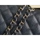Riproduzione Fedele Medium Classica Caviar Flap Borse A1112 Blu Argento / Hardware d'oro imitazioni Replica Alta Qualità Medium Classica Caviar Flap Borse A1112 Blu Argento / Hardware d'oro