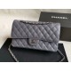 Riproduzione Fedele Medium Classic Caviar Flap Borse A1112 Grigio Argento / Hardware d'oro imitazioni Replica Alta Qualità Medium Classic Caviar Flap Borse A1112 Grigio Argento / Hardware d'oro