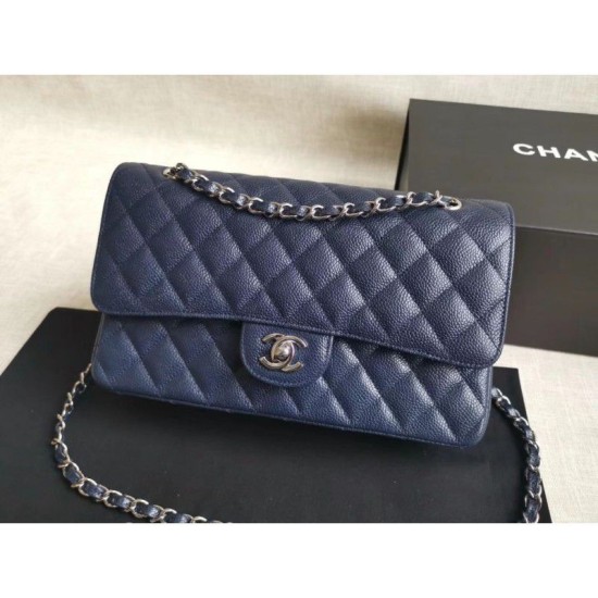 Riproduzione Fedele Medium Classica Caviar Flap Borse A1112 Blu Argento / Hardware d'oro imitazioni Replica Alta Qualità Medium Classica Caviar Flap Borse A1112 Blu Argento / Hardware d'oro