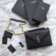 Replica YSL Saint Laurent Piccola Busta Borsa 1:1 Grain Hardware dorato goffrato Outlet YSL Saint Laurent Piccola Busta Borsa Replica Grain Hardware dorato goffrato imitazioni perfette